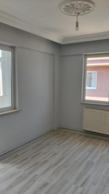 * AFYON ÜÇOK EMLAKTAN NAZMİ SAATÇİ MAH 3+1 110M² TEMİZ BAKIMLI SATILIK DAİRE *