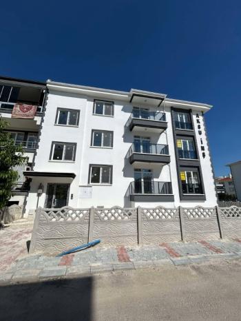 *AFYON ÜÇOK EMLAKTAN FATİH MAH 3+1 SIFIR LÜX 110M² SATILIK DAİRE*