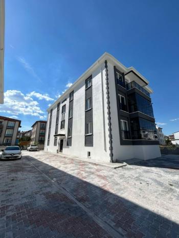 *AFYON ÜÇOK EMLAKTAN FATİH MAH 3+1 SIFIR LÜX 110M² SATILIK DAİRE*