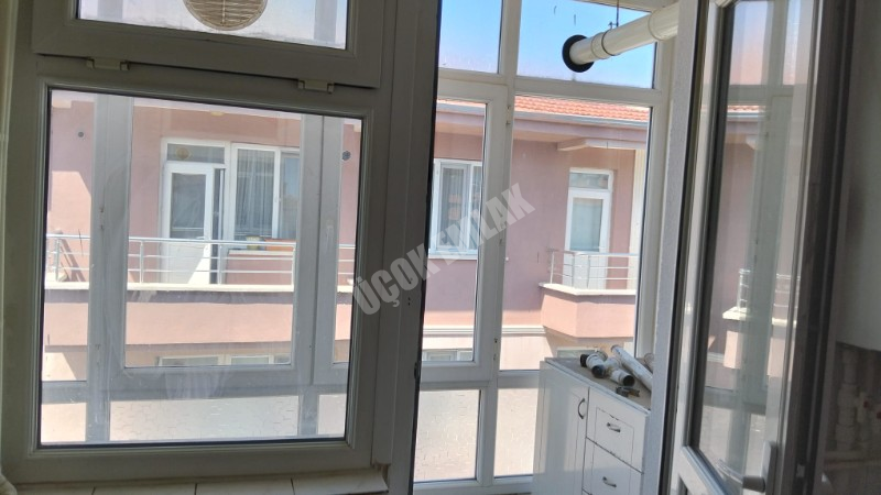 * AFYON ÜÇOK EMLAKTAN NAZMİ SAATÇİ MAH 3+1 110M² TEMİZ BAKIMLI SATILIK DAİRE *