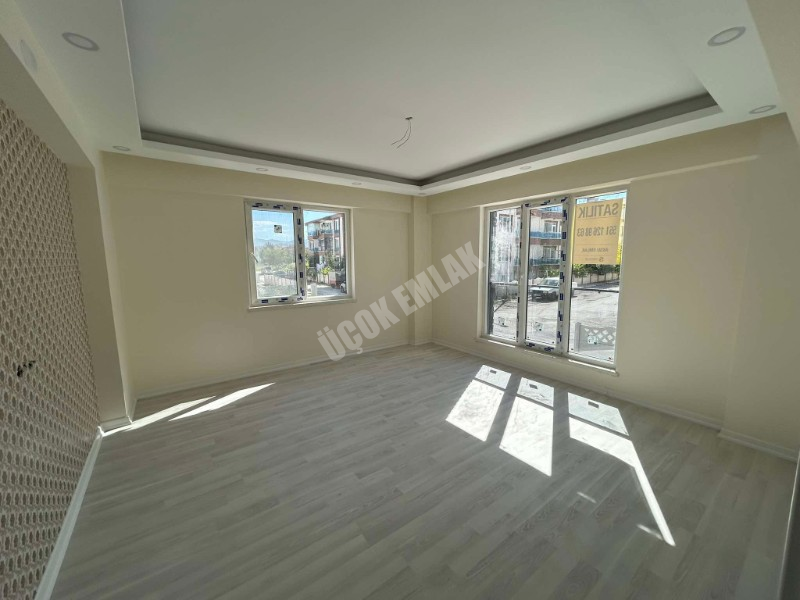 *AFYON ÜÇOK EMLAKTAN FATİH MAH 3+1 SIFIR LÜX 110M² SATILIK DAİRE*