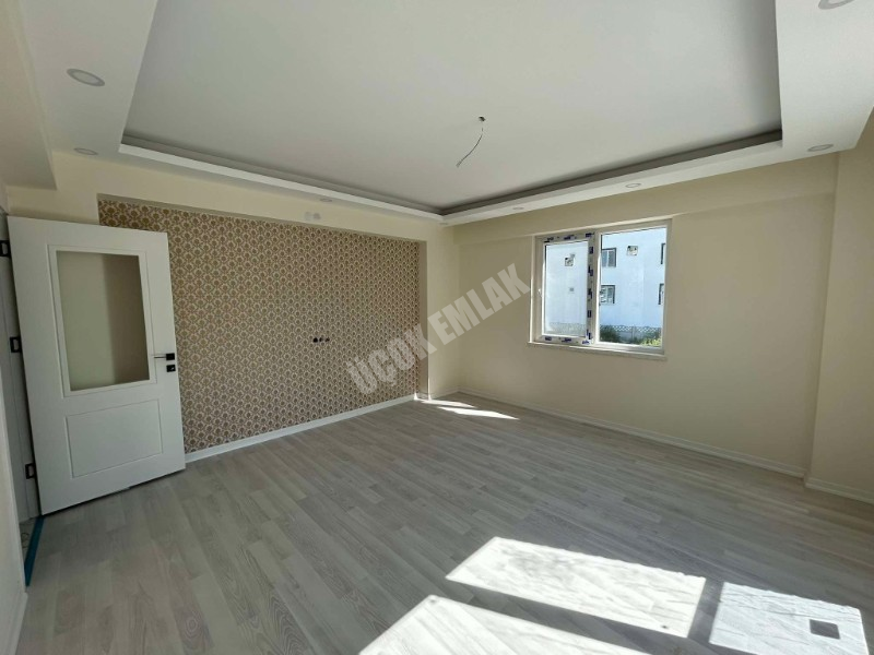 *AFYON ÜÇOK EMLAKTAN FATİH MAH 3+1 SIFIR LÜX 110M² SATILIK DAİRE*