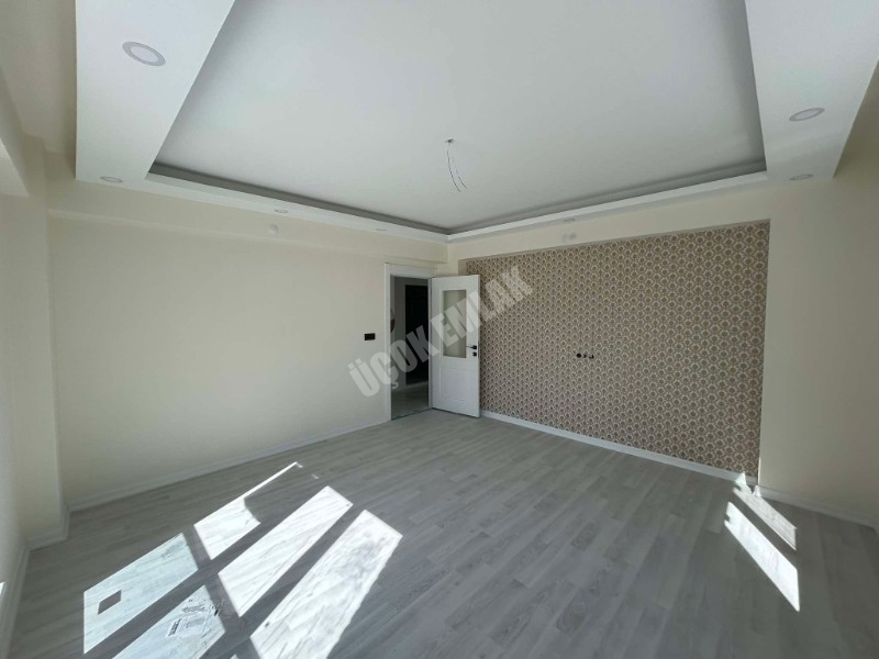 *AFYON ÜÇOK EMLAKTAN FATİH MAH 3+1 SIFIR LÜX 110M² SATILIK DAİRE*