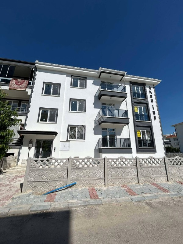 *AFYON ÜÇOK EMLAKTAN FATİH MAH 3+1 SIFIR LÜX 110M² SATILIK DAİRE*