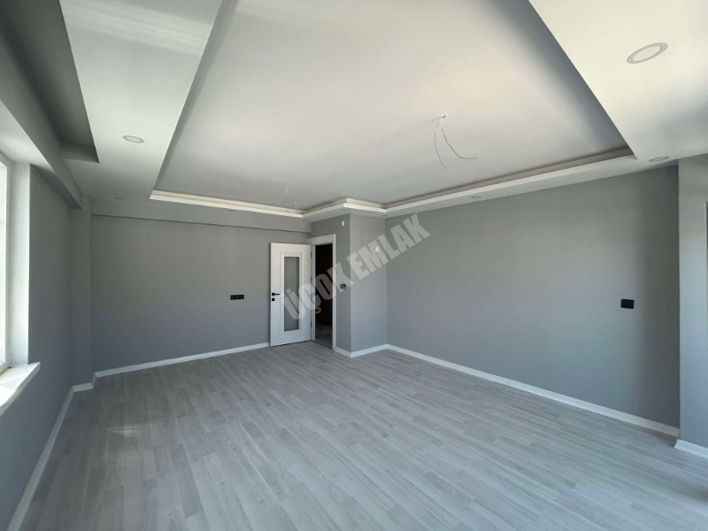*AFYON ÜÇOK EMLAKTAN FATİH MAH 3+1 SIFIR LÜX 110M² SATILIK DAİRE*
