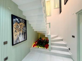 Didim Efeler Mahallesinde Satılık 4+1 Villa