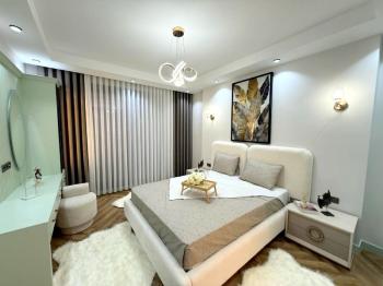 Didim Efeler Mahallesinde Satılık 4+1 Villa