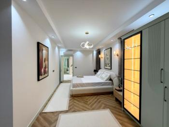 Didim Efeler Mahallesinde Satılık 4+1 Villa