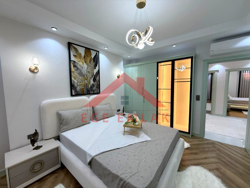 Didim Efeler Mahallesinde Satılık 4+1 Villa