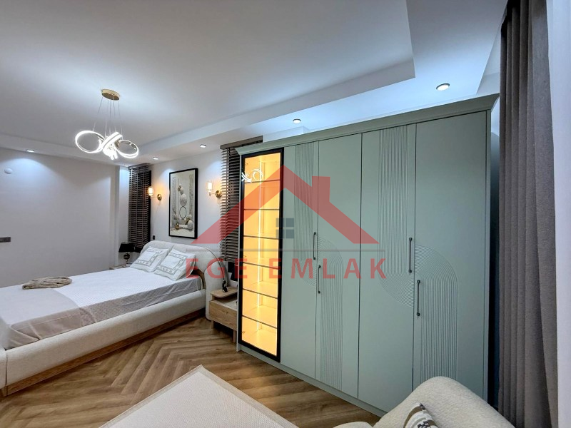 Didim Efeler Mahallesinde Satılık 4+1 Villa