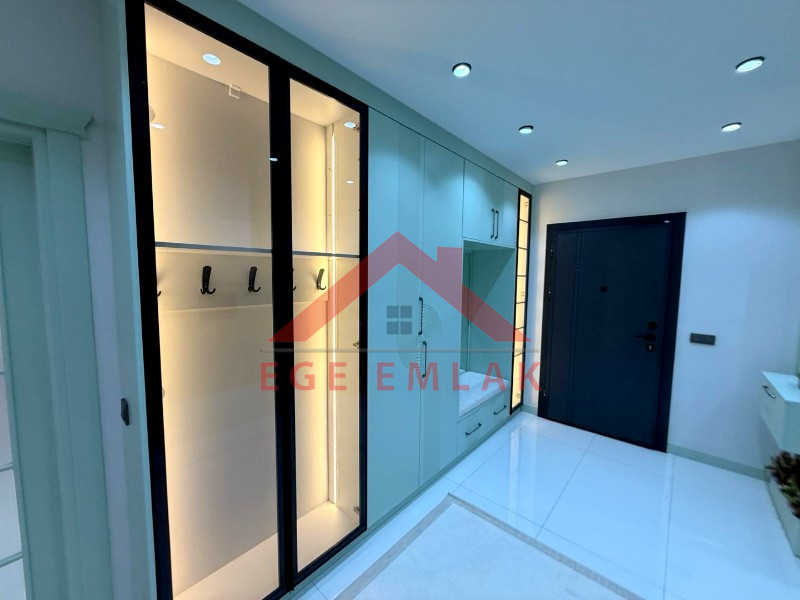 Didim Efeler Mahallesinde Satılık 4+1 Villa