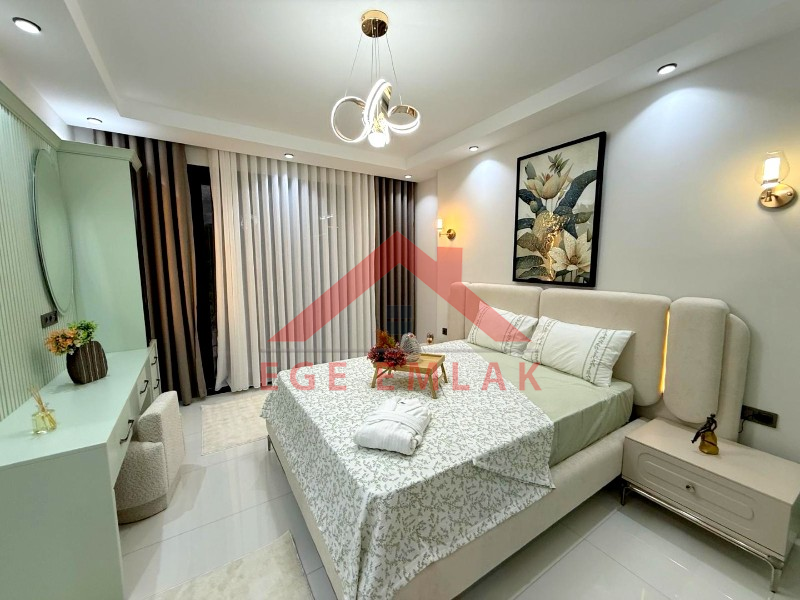 Didim Efeler Mahallesinde Satılık 4+1 Villa