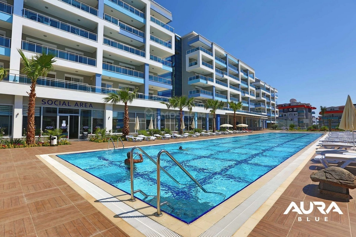 Aura Blue'da Bahçeli Lüks 1+1