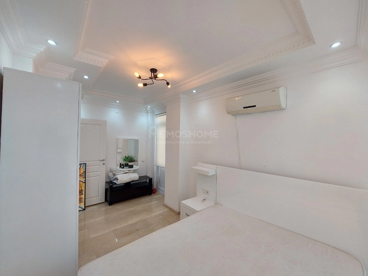 Hill Side 4+2 Triplex Villa