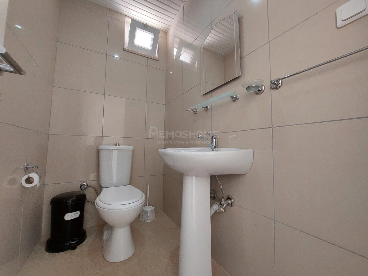 Hill Side 4+2 Triplex Villa