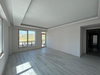 AFYON ÜÇOK EMLAKTAN KANLICA MAH SIFIR 3+1 LÜX SATILIK DAİRE