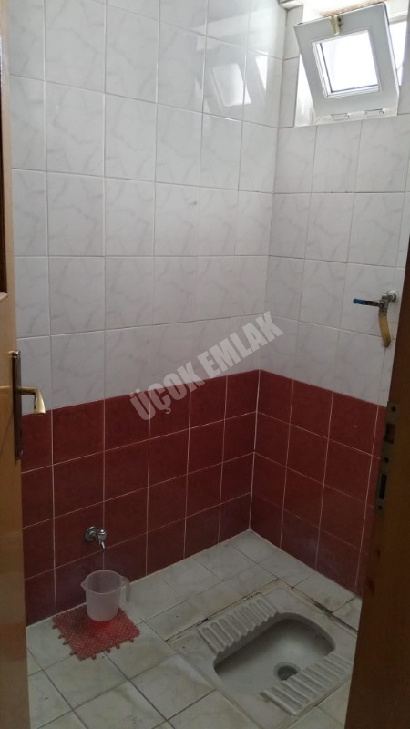 * AFYON ÜÇOK EMLAKTAN NAZMİ SAATÇİ MAH 3+1 110M² TEMİZ BAKIMLI SATILIK DAİRE *
