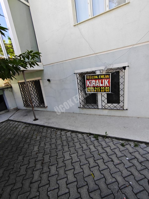 * AFYON ÜÇOK EMLAKTAN KANLICA MAH 3+1 100M² KİRALIK DAİRE * 