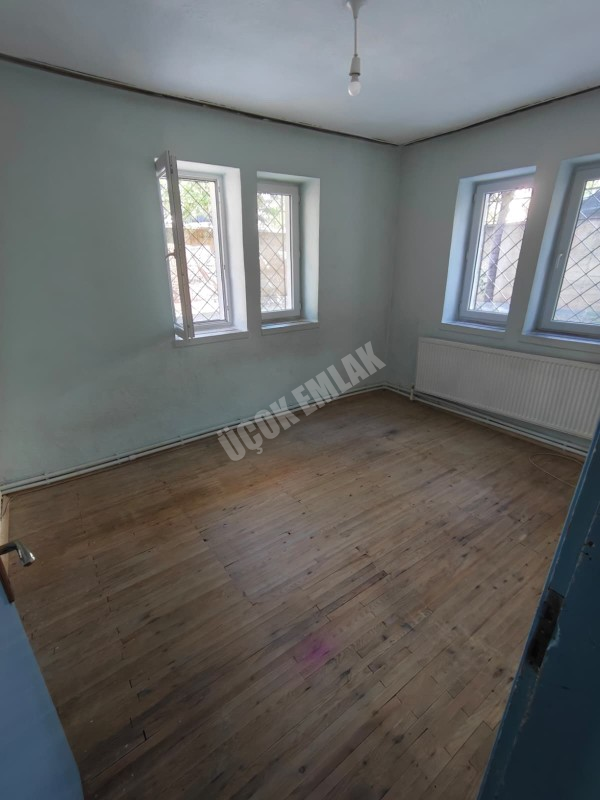 * AFYON ÜÇOK EMLAKTAN KANLICA MAH 3+1 100M² KİRALIK DAİRE * 