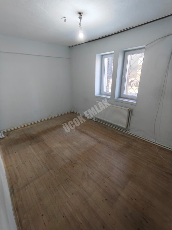 * AFYON ÜÇOK EMLAKTAN KANLICA MAH 3+1 100M² KİRALIK DAİRE * 