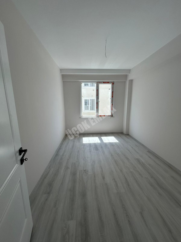 AFYON ÜÇOK EMLAKTAN KANLICA MAH SIFIR 3+1 LÜX SATILIK DAİRE
