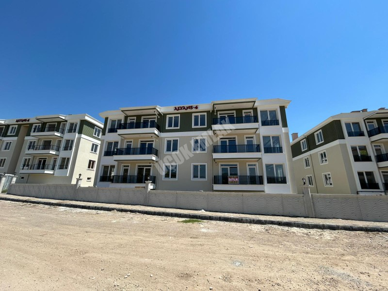 AFYON ÜÇOK EMLAKTAN KANLICA MAH SIFIR 3+1 LÜX SATILIK DAİRE