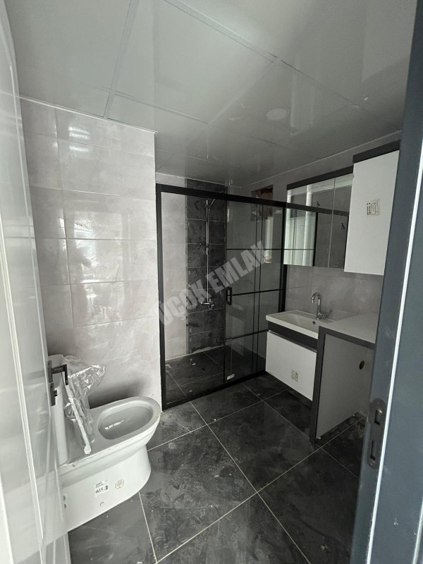 AFYON ÜÇOK EMLAKTAN KANLICA MAH SIFIR 3+1 LÜX SATILIK DAİRE