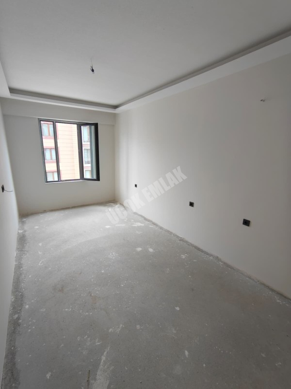 * AFYON ÜÇOK EMLAKTAN ERKMEN DE 2+1 3+1 SIFIR LÜX SATILIK DAİRELER * 