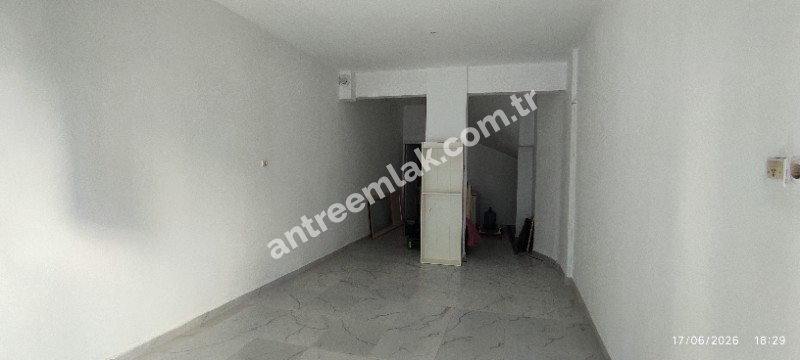 Antre Emlak'tan Satılık Yeşilyurt Mit Binaları Yanı 40 M2 Dükkan