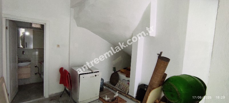 Antre Emlak'tan Satılık Yeşilyurt Mit Binaları Yanı 40 M2 Dükkan
