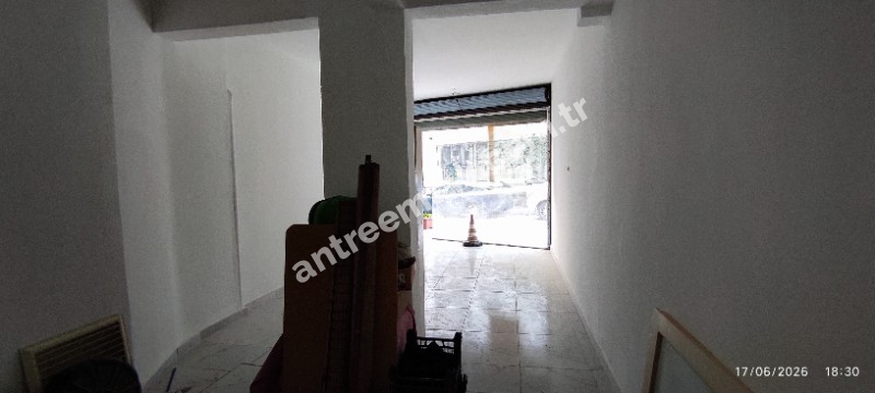 Antre Emlak'tan Satılık Yeşilyurt Mit Binaları Yanı 40 M2 Dükkan