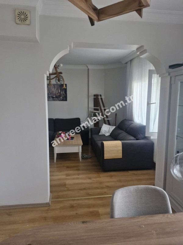 Antre Emlak'tan Kiralık Balçova Korutürk Mahallesinde 3+1 Jeotermalli Tripleks Villa