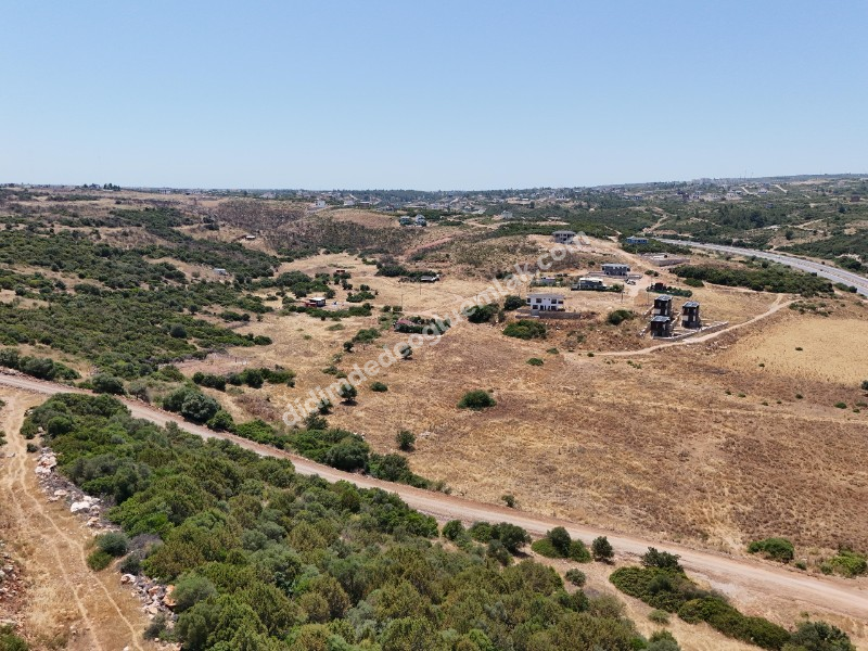 Didim Ak yeniköy Mah Akarkuyu Satılık 351m2 Park Cepeli Arsa