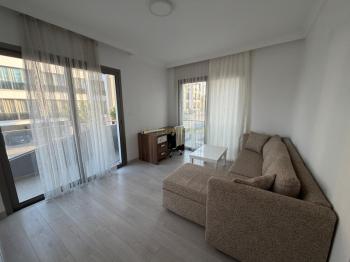 Lefkoşa Yenikent Ziraat Bankası Arkası Full Eşyalı Kiralık 2+1 Daire