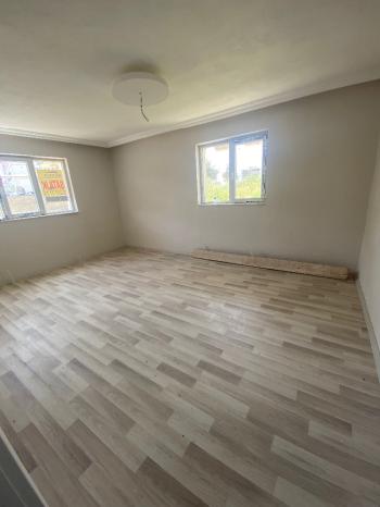 GÜVENAY - ÇORUM BAYAT GEDİĞİ DEVLET BAHÇELİ İLKOKULU CİVARI 2+1 SATILIK DAİRE