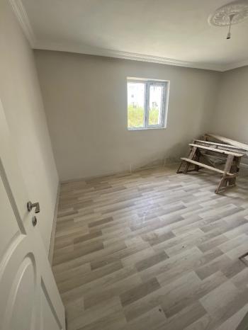 GÜVENAY - ÇORUM BAYAT GEDİĞİ DEVLET BAHÇELİ İLKOKULU CİVARI 2+1 SATILIK DAİRE