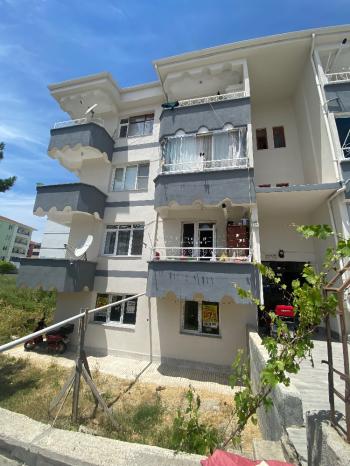 GÜVENAY - ÇORUM BAYAT GEDİĞİ DEVLET BAHÇELİ İLKOKULU CİVARI 2+1 SATILIK DAİRE