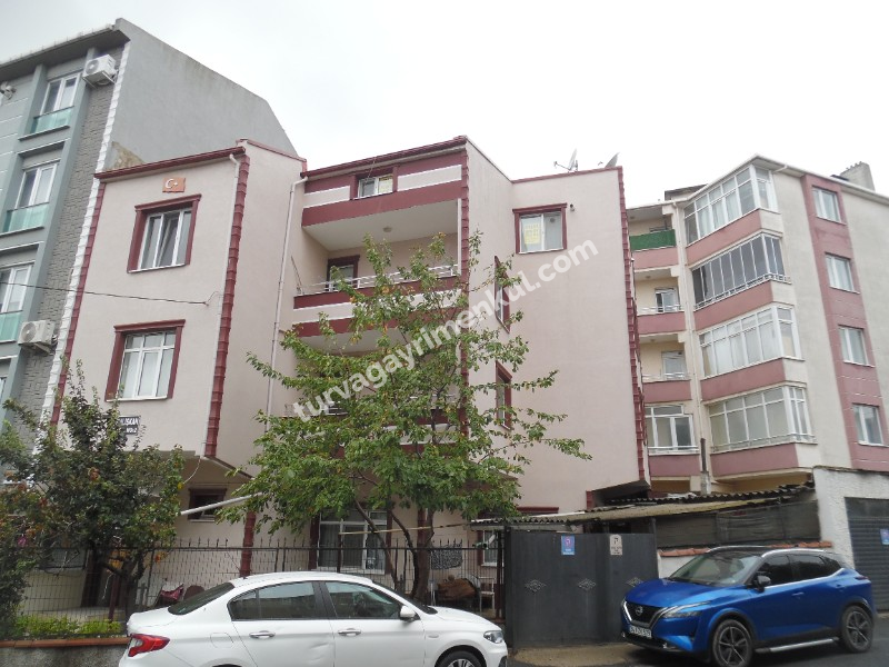 ÇORLUDA EŞYALI KİRALIK DAİRE 