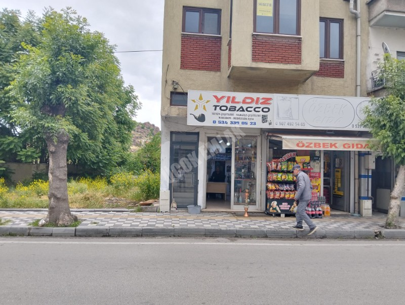 * AFYON ÜÇOK EMLAKTAN DAİRECEP MAH 12M² İŞLEK CADDE ÜZERİ DEVREN KİRALIK DÜKKAN *