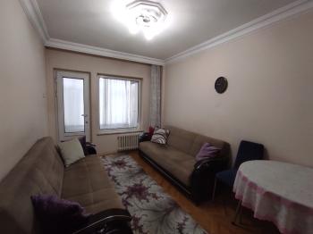 GÜVENAY - ÇORUM ÜÇTUTLAR  ATATÜRK LİSESİ  ARKASI EŞYALI KİRALIK 4+1 DAİRE