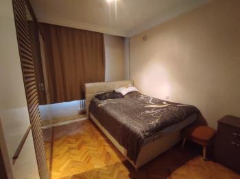 GÜVENAY - ÇORUM ÜÇTUTLAR  ATATÜRK LİSESİ  ARKASI EŞYALI KİRALIK 4+1 DAİRE
