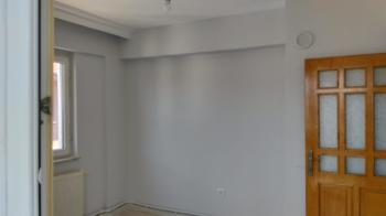 * AFYON ÜÇOK EMLAKTAN NAZMİ SAATÇİ MAH 3+1 110M² TEMİZ BAKIMLI KİRALIK DAİRE *