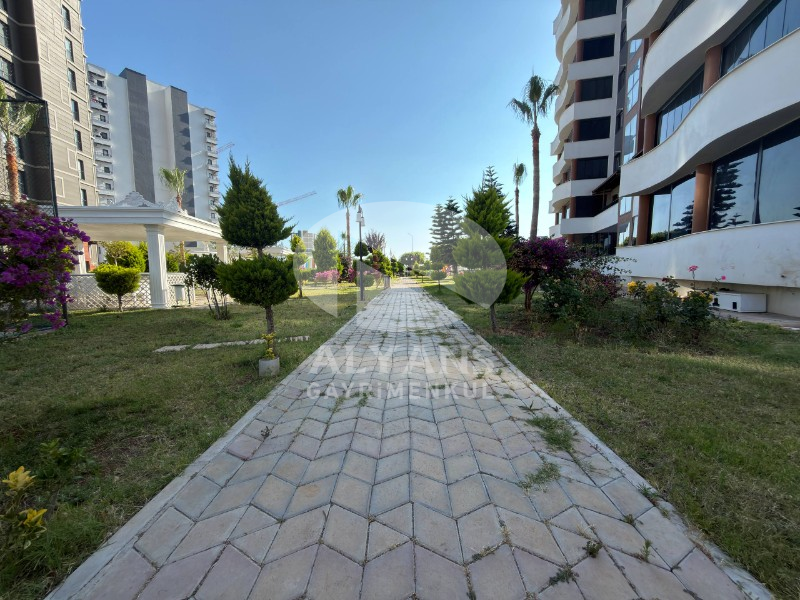 ALYANS'TAN LÜKS VE KONFOR SEVENLERE FULL SOSYAL ALANLI 4+1