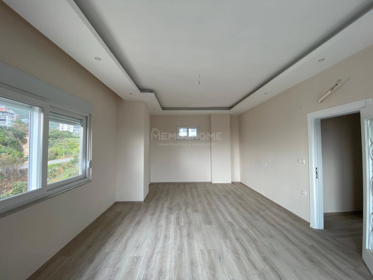 Ciplakli 3+1 Duplex Wohnung