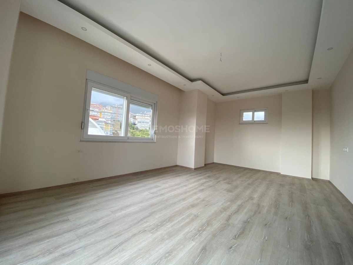 Ciplakli 3+1 Duplex Wohnung