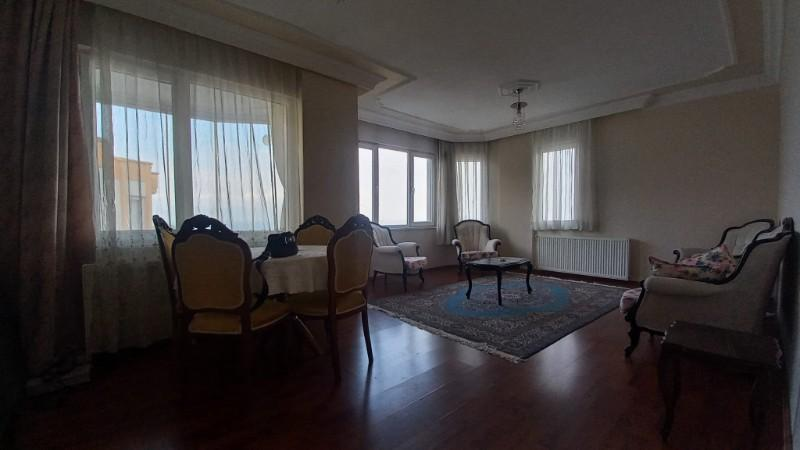 Mudanya Yenimahallede Deniz Manzaralı Havuzlu Eşyalı veya Eşyasız