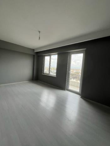 AFYON ÜÇOK EMLAKTAN ALİ İHSAN PAŞA MAH 3+1 127M² TEMİZ BAKIMLI  EBEVEYN BANYOLU SATILIK DAİRE 