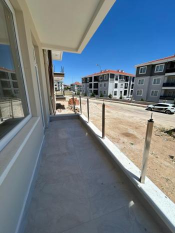 AFYON ÜÇOK EMLAKTAN KANLICA MAH 3+1 115M² SIFIR EBEVEYN BANYOLU SATILIK DAİRE