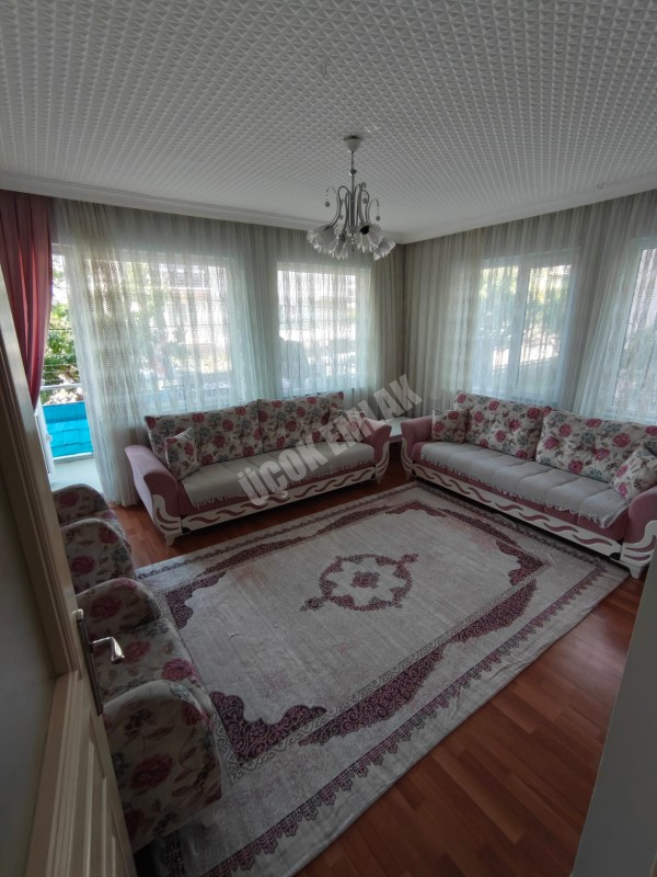 AFYON ÜÇOK EMLAKTAN FATİH MAH 2+1 89M² TEMİZ BAKIMLI SATILIK DAİRE 
