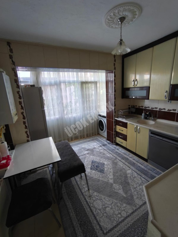 AFYON ÜÇOK EMLAKTAN FATİH MAH 2+1 89M² TEMİZ BAKIMLI SATILIK DAİRE 